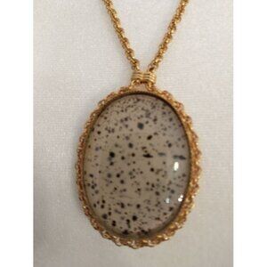 Vintage Montana Moss Agate Gold-Tone Oval Pendant Necklace